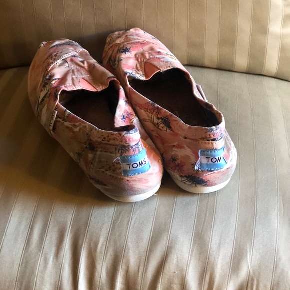 Tom’s Classic Women’s Size 10 Beach Scene - Picture 2 of 4